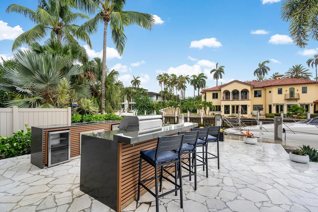 425 Coral Way Fort Lauderdale FL 33301
