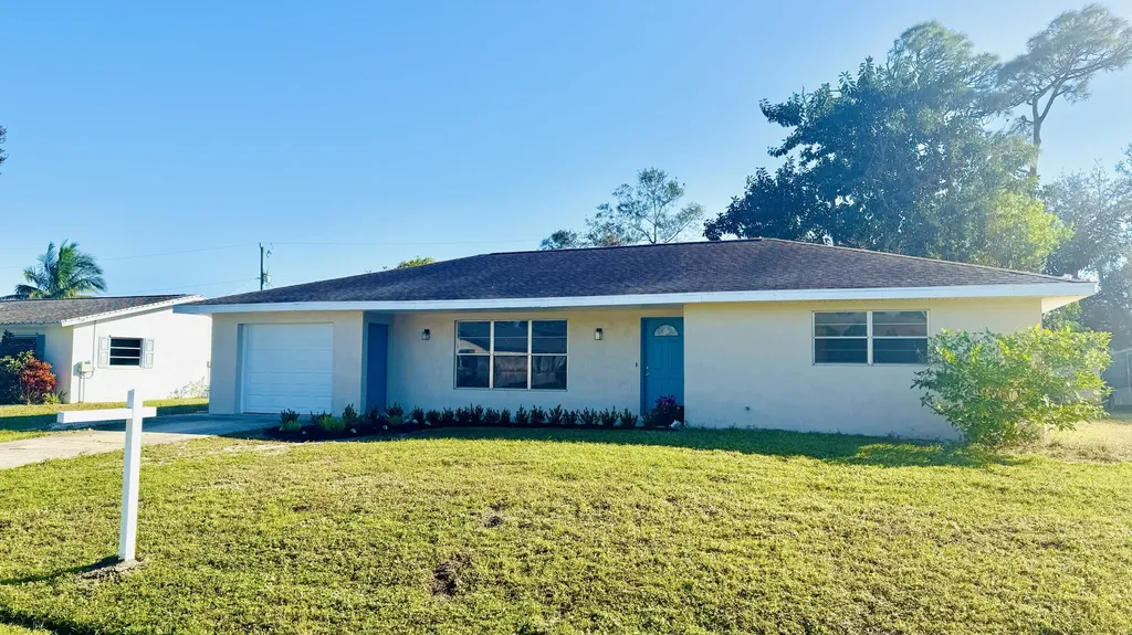179 NW Friar Street Port St Lucie FL 34983