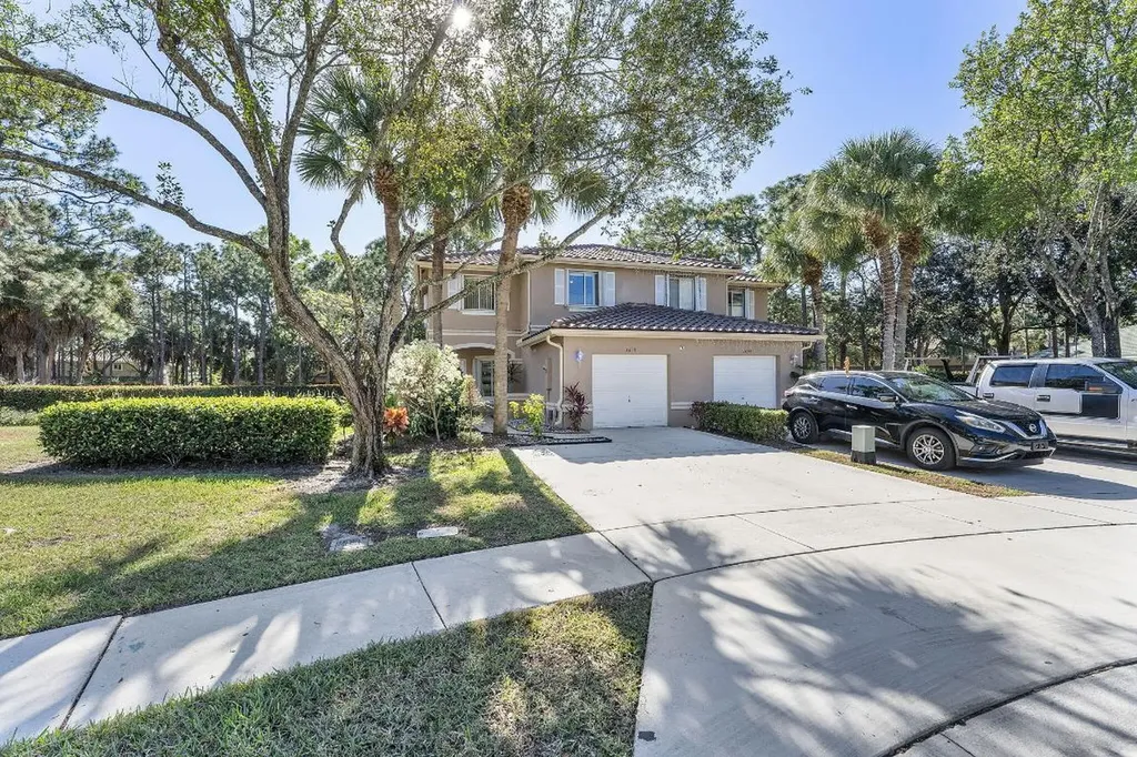 4619 Pinemore Lane Lake Worth FL 33463