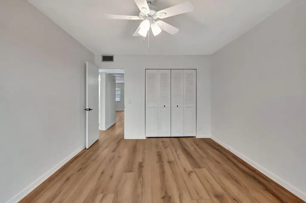 2074 Exeter E Boca Raton FL 33434