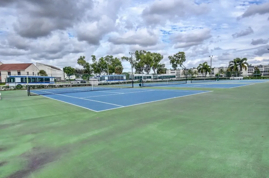 2074 Exeter E Boca Raton FL 33434