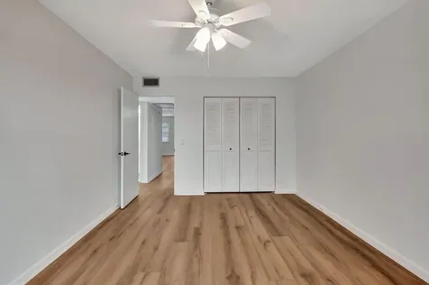 2074 Exeter E Boca Raton FL 33434