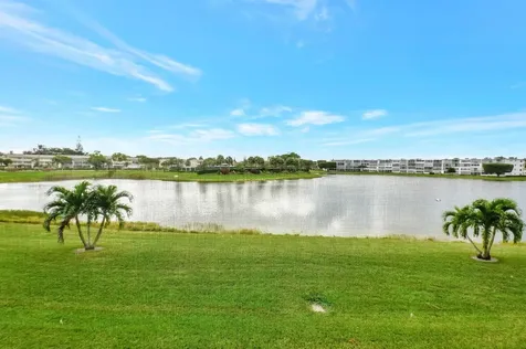 2074 Exeter E Boca Raton FL 33434