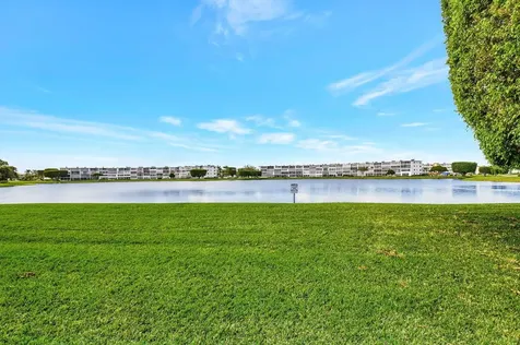 2074 Exeter E Boca Raton FL 33434
