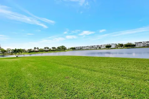 2074 Exeter E Boca Raton FL 33434