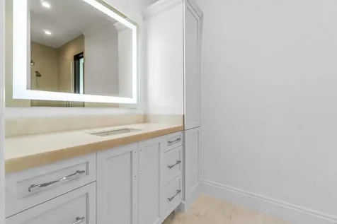 1904 SE Sailfish Point Boulevard Stuart FL 34996