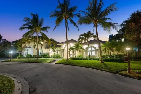 1904 SE Sailfish Point Boulevard Stuart FL 34996