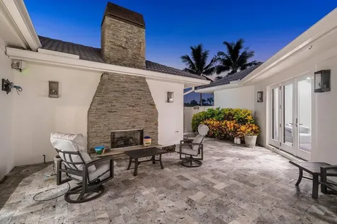 1904 SE Sailfish Point Boulevard Stuart FL 34996