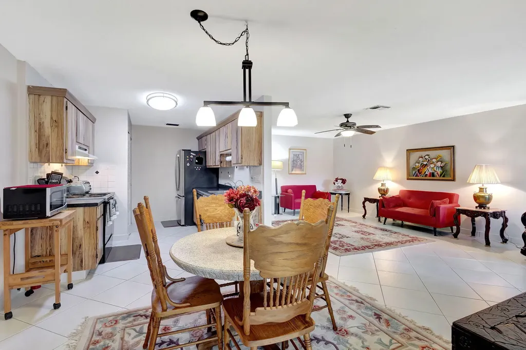 5781 Wanda Lane Delray Beach FL 33484
