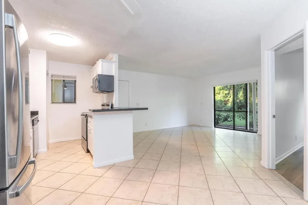567 Trace Circle Deerfield Beach FL 33441