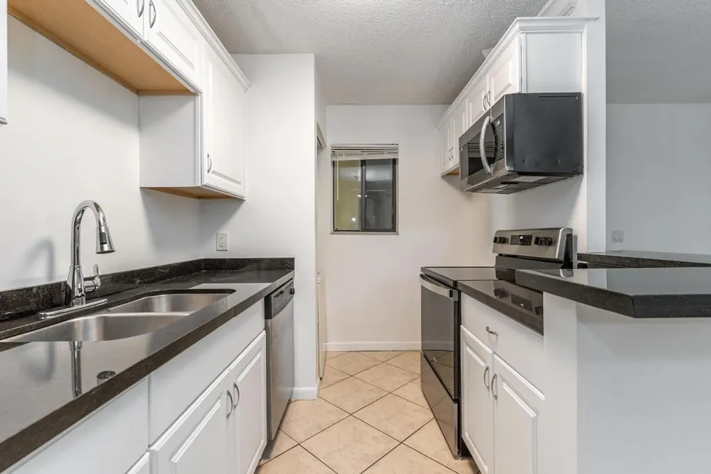 567 Trace Circle Deerfield Beach FL 33441