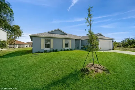 125 SW Sea Lion Road Port St Lucie FL 34953