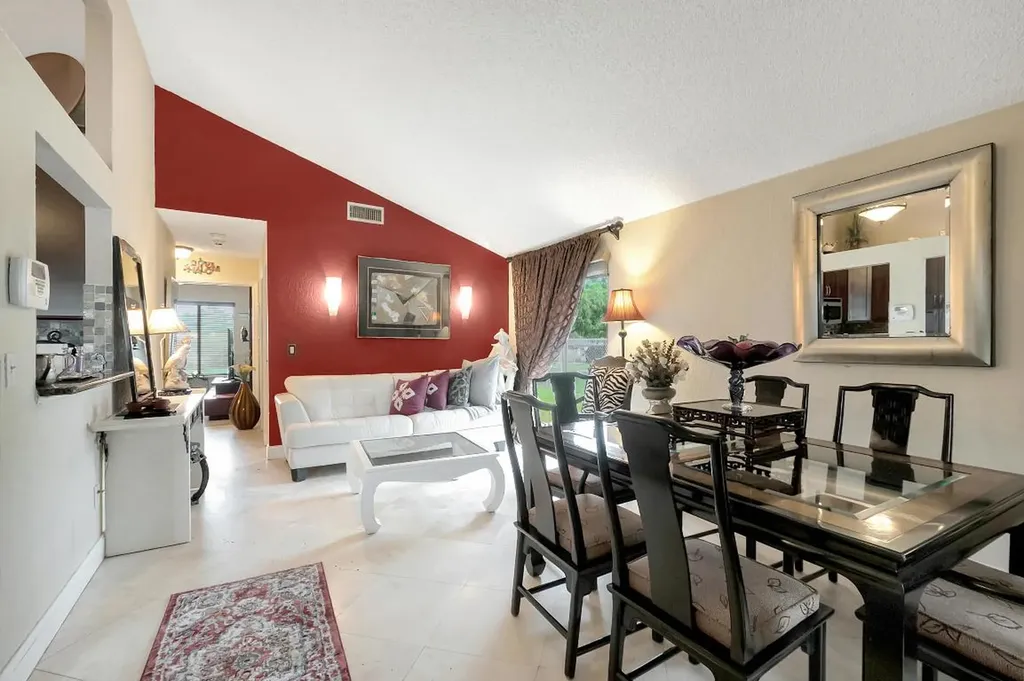 5399 Courtney Circle Boynton Beach FL 33472