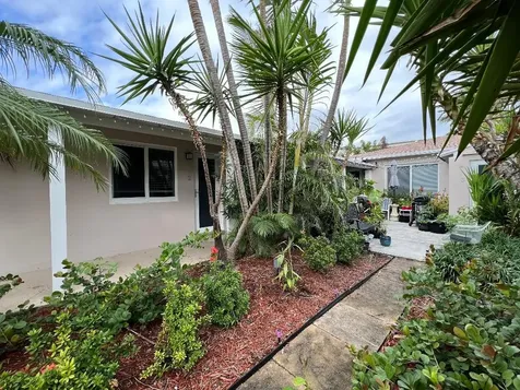 113 Edwards Lane Palm Beach Shores FL 33404