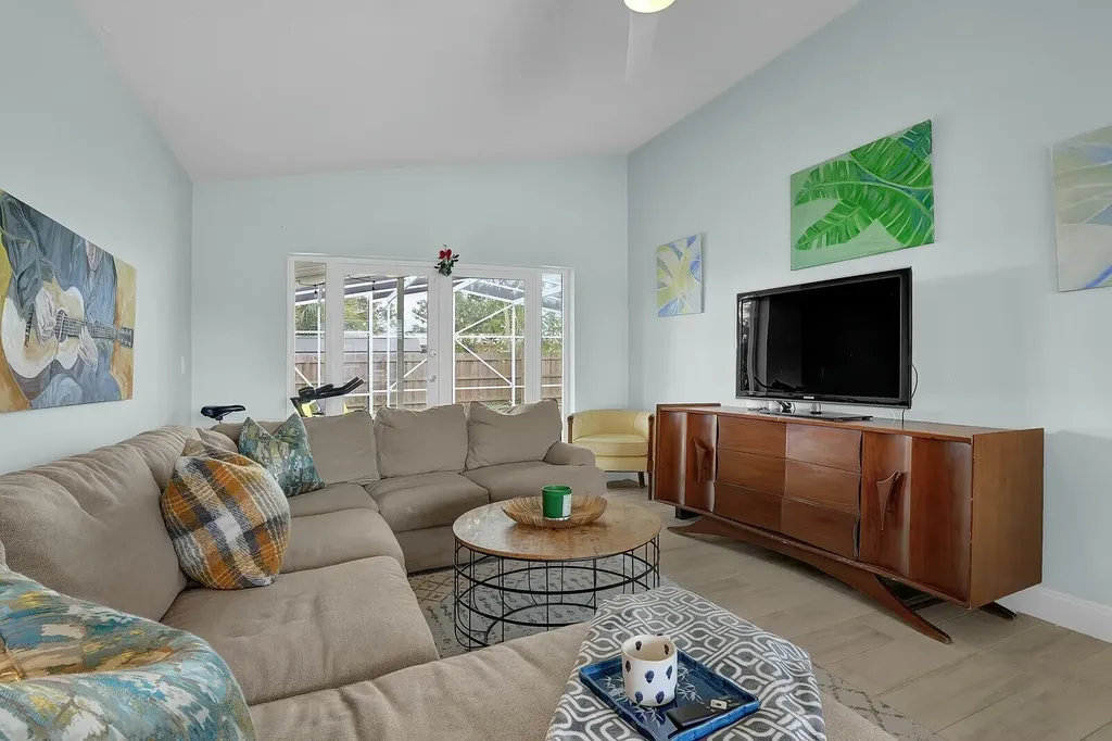 538 Riverside Drive Palm Beach Gardens FL 33410