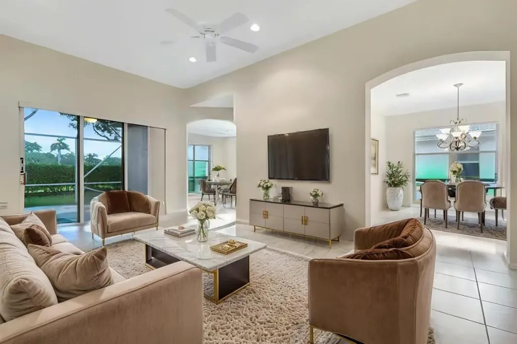 8245 Marsala Way Boynton Beach FL 33472