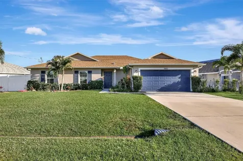 5861 NW Mesa Circle Port St Lucie FL 34986