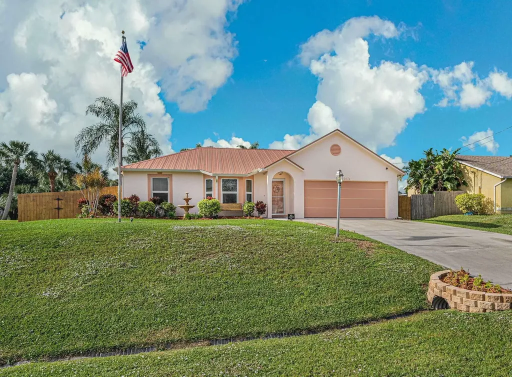 2074 SW Certosa Road Port St Lucie FL 34953