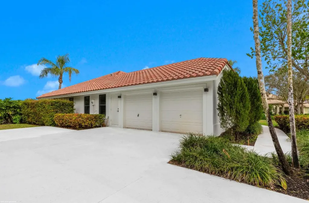 15455 De Havilland Court Wellington FL 33414