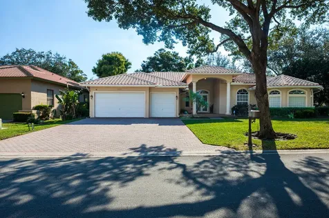 4323 NW 67th Avenue Coral Springs FL 33067