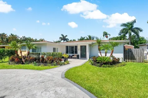 1311 Dewey Street Hollywood FL 33019