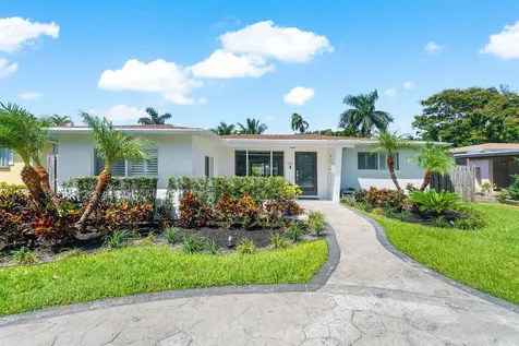 1311 Dewey Street Hollywood FL 33019