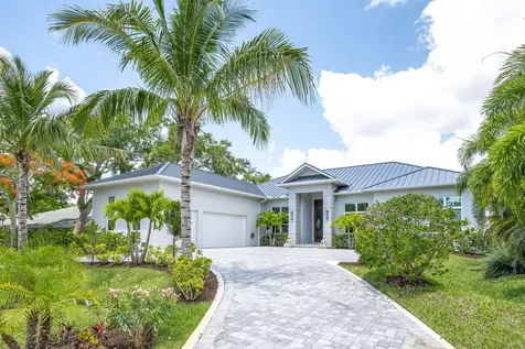 3937 Indian River Drive E Vero Beach FL 32963