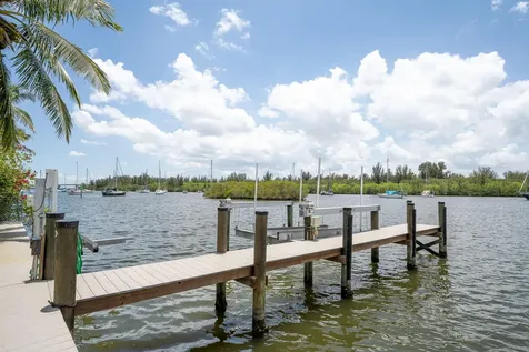 3937 Indian River Drive E Vero Beach FL 32963