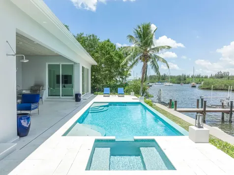3937 Indian River Drive E Vero Beach FL 32963