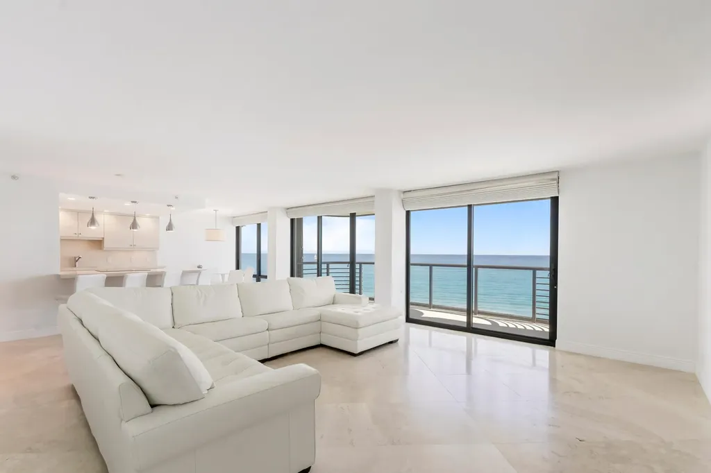 250 S Ocean 4e Boulevard Boca Raton FL 33432