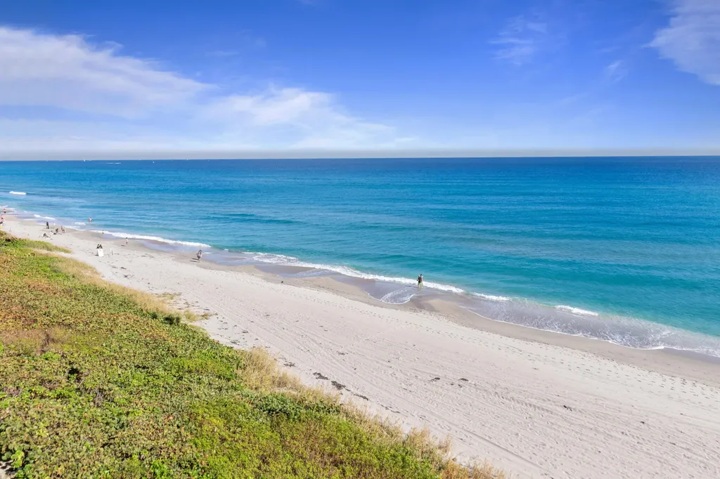 250 S Ocean 4e Boulevard Boca Raton FL 33432