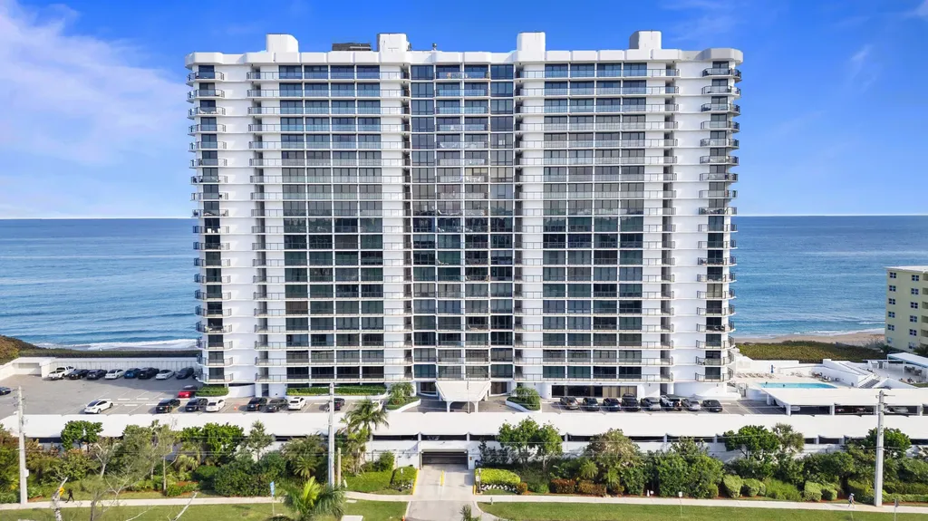 250 S Ocean 4e Boulevard Boca Raton FL 33432