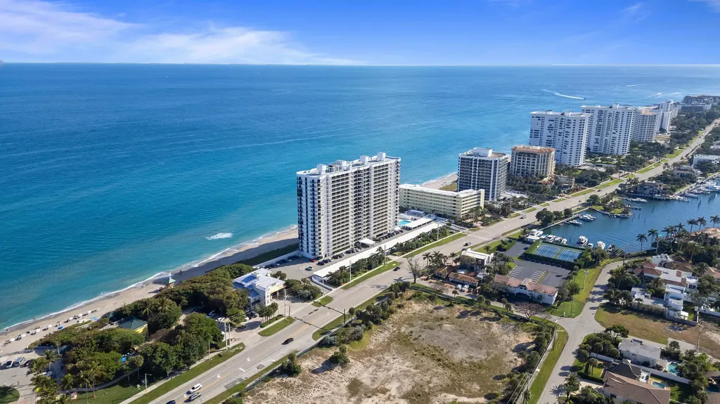 250 S Ocean 4e Boulevard Boca Raton FL 33432