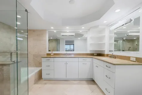 250 S Ocean 4e Boulevard Boca Raton FL 33432