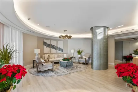 250 S Ocean 4e Boulevard Boca Raton FL 33432