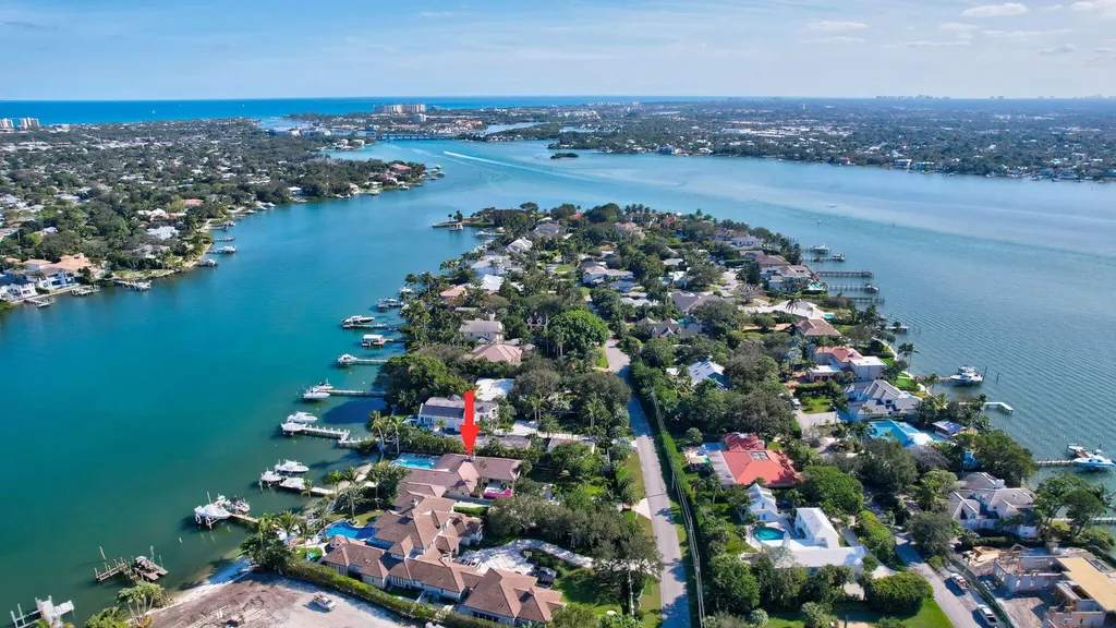 18896 Point Drive Tequesta FL 33469