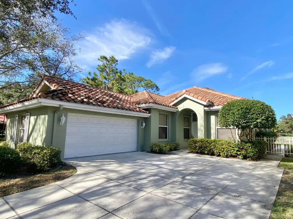 100 Hampton Circle Jupiter FL 33458
