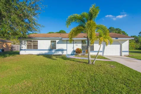 1565 SE Belcrest Street Port St Lucie FL 34952