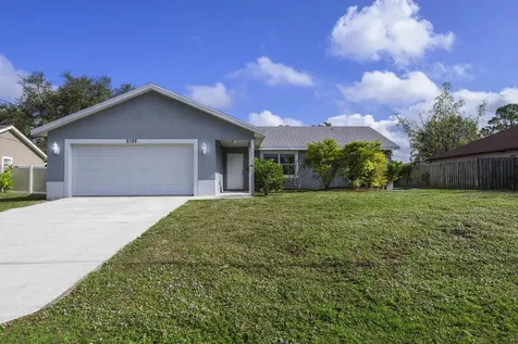 2125 SW Susset Lane Port St Lucie FL 34953