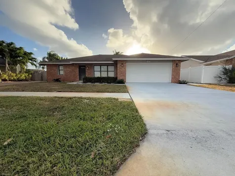 1007 Wynndale Way Lantana FL 33462
