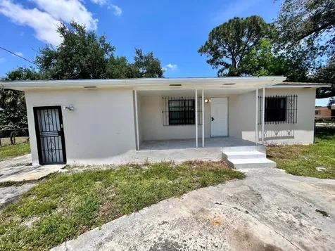 1801 NW 88th Street Miami FL 33147