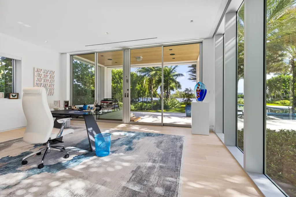 7810 S Flagler Drive West Palm Beach FL 33405