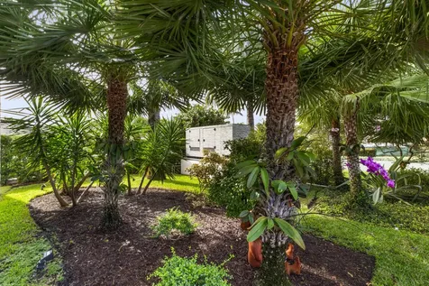 7810 S Flagler Drive West Palm Beach FL 33405