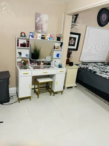 833 Briggs Street West Palm Beach FL 33405