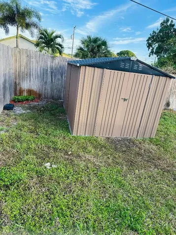 833 Briggs Street West Palm Beach FL 33405