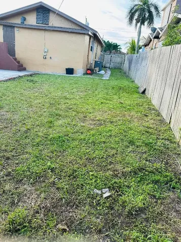 833 Briggs Street West Palm Beach FL 33405