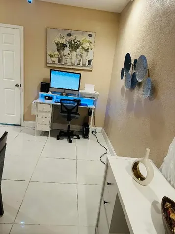 833 Briggs Street West Palm Beach FL 33405