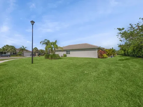 12078 SW Jasper Lake Way Port St Lucie FL 34987