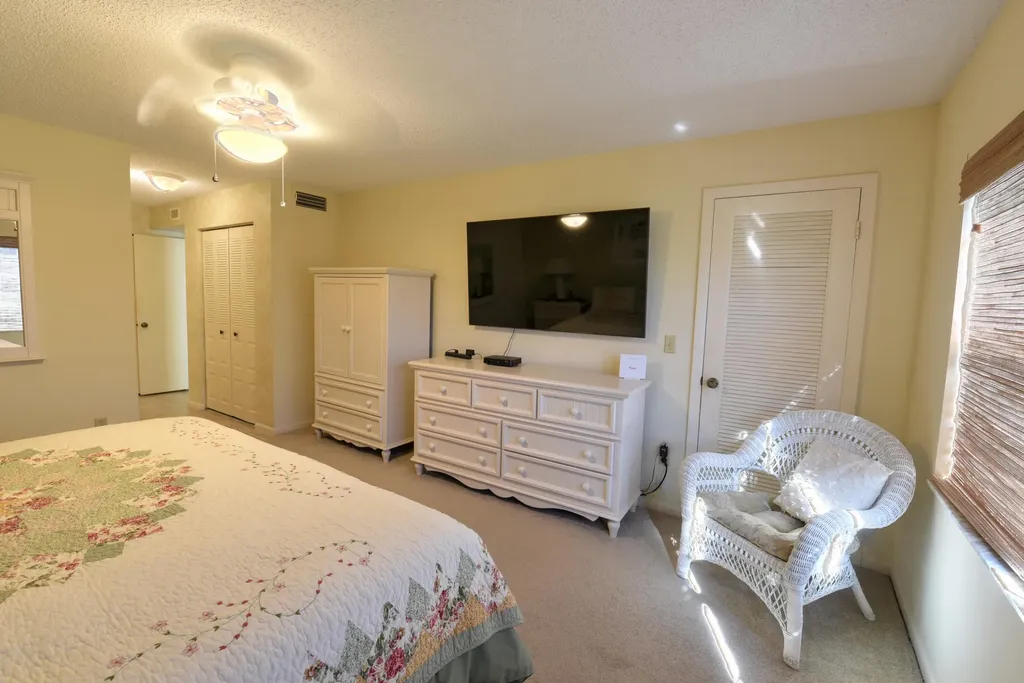 15 Southport Lane Boynton Beach FL 33436