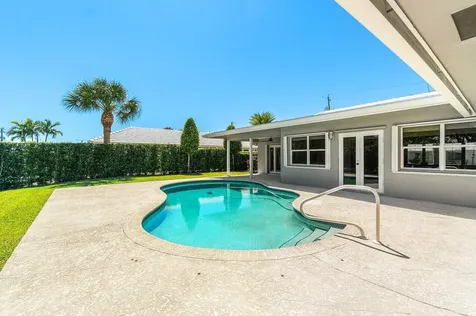 976 SW Mulberry Way Boca Raton FL 33486